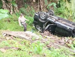 Hilang Kendali, Minibus Terjun ke Jurang Sedalam 5 Meter di Mallawa