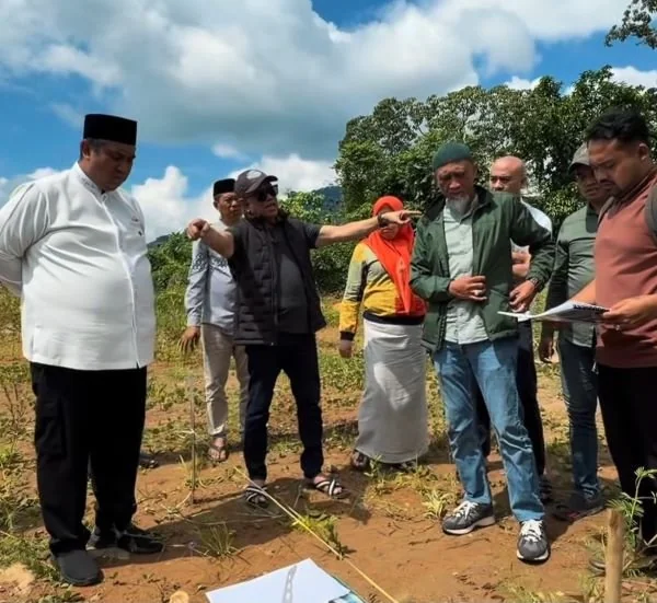 Chaidir Syam Turun Langsung Pantau Penentuan Arah Kiblat Masjid RS Camba. (Dok: Ist)