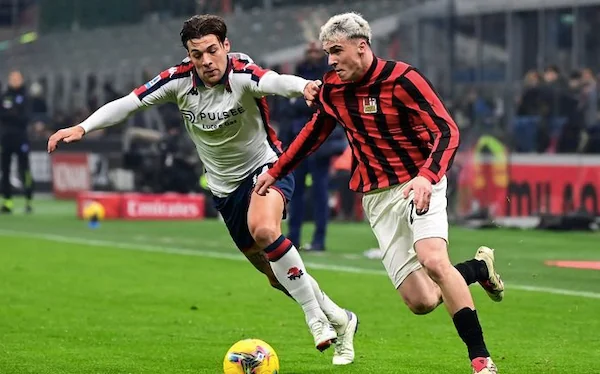 Wonderkid AC Milan, Alex Jimenez (kanan), dijagokan akan menjadi starter lagi saat menghadapi AS Roma, Senin (30/12/2024) dini hari WIB di San Siro.