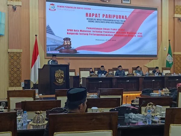 Juru Bicara Fraksi PKS saat Menyampaikan Pandangan Umum, Hartono, (Dok: Sinta KabarMakassar).