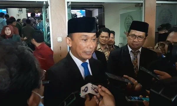 Pj Gubernur Sulsel, Prof Zudan Arif Fakrulloh di Kantor DPRD Sulsel (Dok: Nofi KabarMakassar)