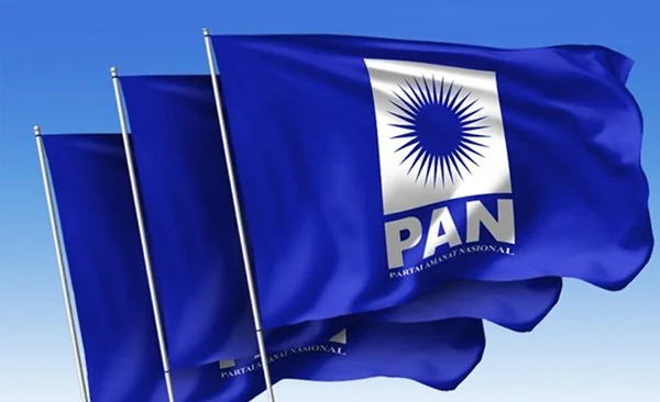 Bendera Partai PAN (Dok : int).