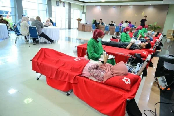 Donor Darah PDAM Makassar (Dok: KabarMakassar).