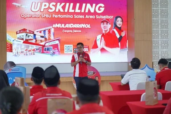 Pertamina Patra Niaga Regional Sulawesi menggelar kegiatan Upskilling Operator Wilayah Sales Area Sulselbar. (Dok: Ist)