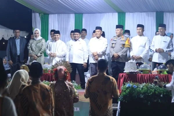 Musabaqah Tilawatil Quran (MTQ) Ke-45 tingkat Kabupaten resmi dibuka di Lapangan Bola Pallantikan, Kecamatan  Bangkala, Kabupaten Jeneponto Sulwesi Selatan  Jumat (1/3) malam.
