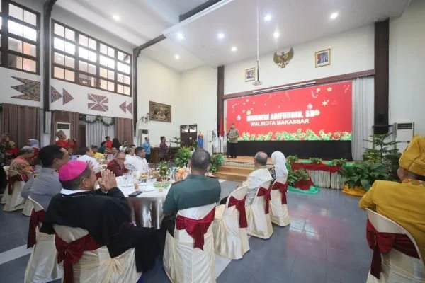 Suasana Natal 2025 di Kota Makassar, (Dok: Ist).