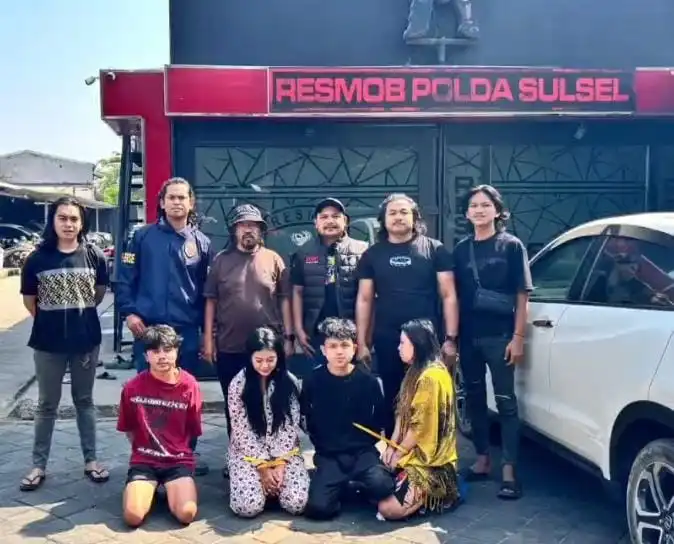 DPO pengeroyokan dan penyiraman cairan cabai terhadap seorang ibu rumah tangga di Kabupaten Jeneponto diamankan oleh Tim gabungan Satreskrim Polres Jeneponto dan Resmob Polda Sulawesi Selatan (Dok: Ist)