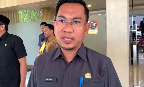Plt Kepala Badan Keuangan dan Aset Daerah (BKAD) (dok. Syamsi/Kabar Makassar)