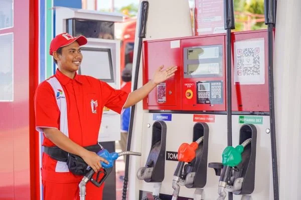 Pengisian BBM di salah satu SPBU milik Pertamina (Dok : ist)