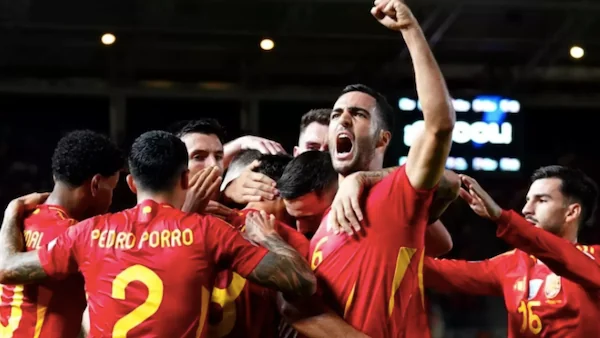 Martin Zubimendi (tengah). (Eurosport)