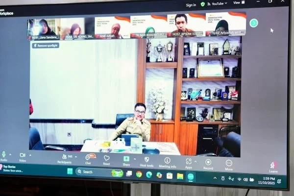 Sekretaris Daerah Provinsi Sulawesi Selatan Jufri Rahman menyampaikan ceramah umum kepada Pegawai Pemerintah dengan Perjanjian Kerja (PPPK) Tahun 2025. Dok. Ist