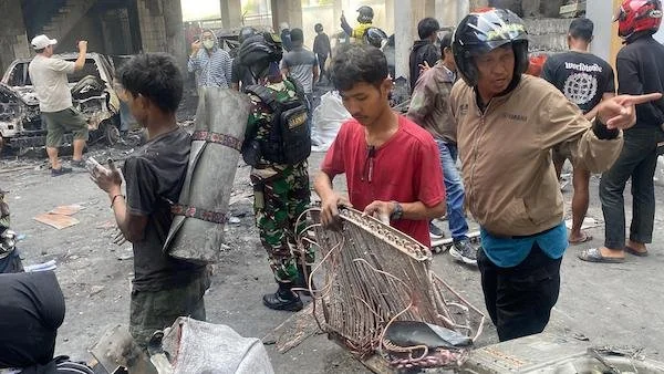 gedung DPRD Makassar pasca kebakaran (Dok: Atri KabarMakassar)