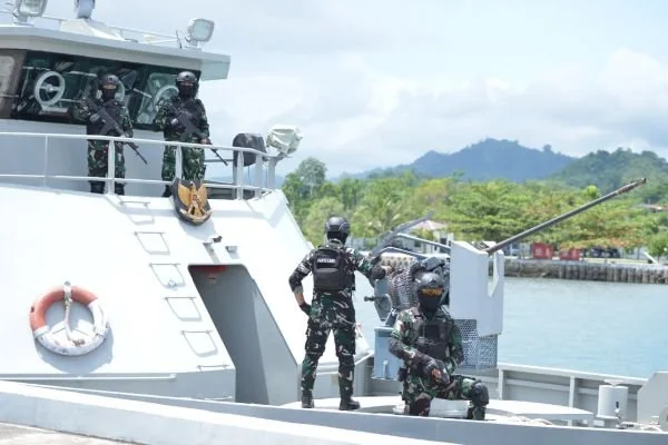 Latihan Pembebasan Sandra yang diikuti Prajurit Lanal Mamuju. Dok. Ist