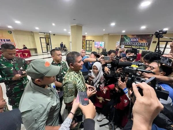 Panglima Kodam XIV/Hasanuddin Mayjen TNI Bangun Nawoko di Kantor Biddokkes Polda Sulsel di Jalan Kumala (Dwiki/kabarmakassar)
