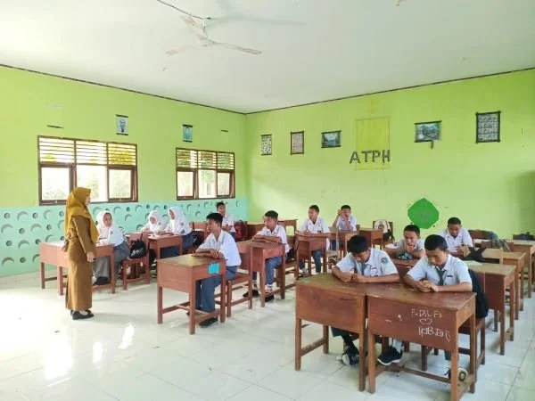 Aktivitas belajar di SMKN 3 Takalar kembali normal (Dok : Saleh KabarMakassar).