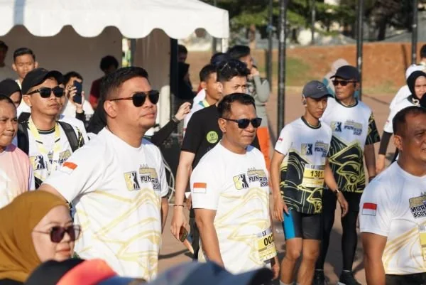 Bupati Gowa, Adnan Purichta Ichsan menghadiri Event Adhyaksa Gowa Fun Run (Dok : Ist).