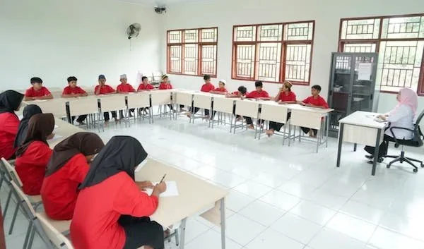 Kegiatan belajar mengajar di Sekolah Rakyat Terintegrasi 65 Rintisan di Kabupaten Barru