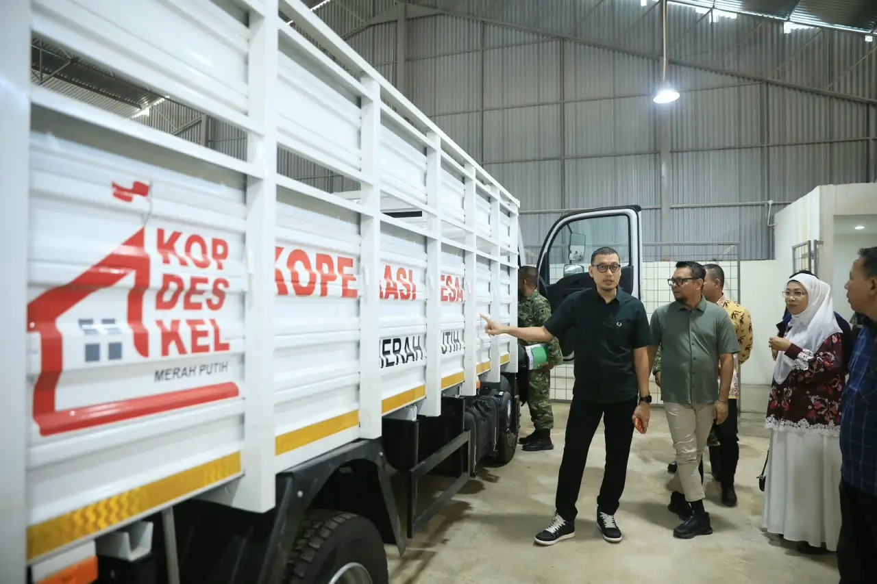 Sekda Kota Makassar Andi Zulkifly Nanda saat Mengecek Koperasi Merah Putih (Dok: Ist)