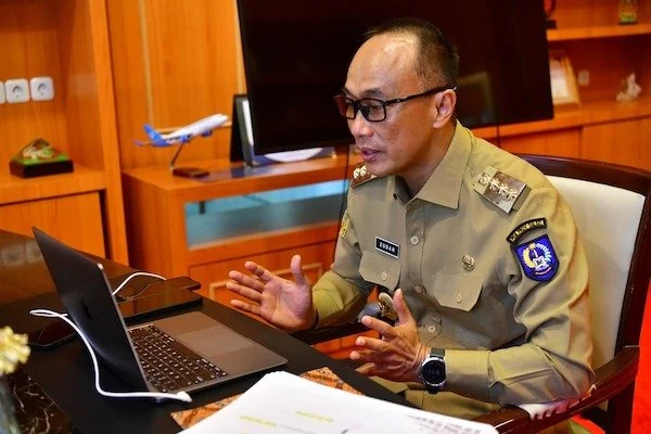 Pj Gubernur Sulsel, Prof Zudan Arif Fakrulloh saat melakukan rapat virtual bersama OPD lingkup Pemprov Sulsel (Dok: Int)
