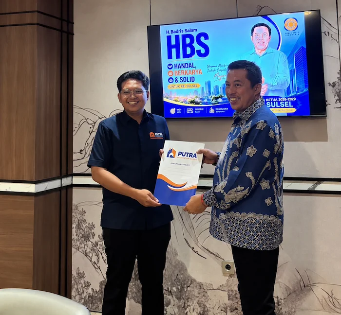 Direktur PT Putra Kunimoto Mandiri, Andi Rezkytama Almiraj Bersama Calon Ketua REI Sulsel H. Badris Salam.