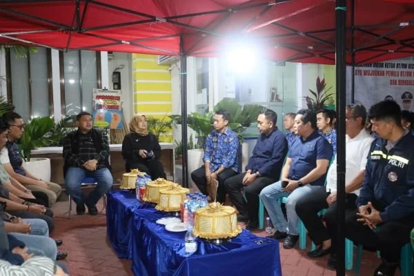 Wali Kota Makassar Munafri Arifuddin saat Memantau Persiapan di Kecamatan Wajo (Dok: Ist)