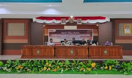 KPU Jeneponto saat melakukan rapat pleno terbuka penetapan DPS di Ruang Pola Kantor Bupati Jeneponto (foto/ist).