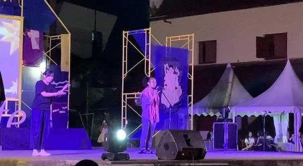 Direktur Makassar International Writers Festival (MIWF), Aan Mansyur (dok. Syamsi/KabarMakassar)