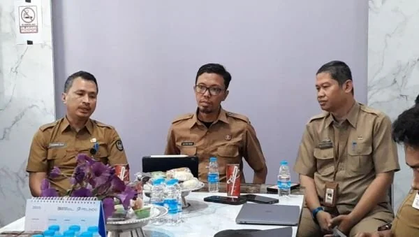 Plh Kepala Diskominfo SP Sulsel, Sultan Rakib di Kantor Gubernur Sulsel (Dok: Nofi KabarMakassar)