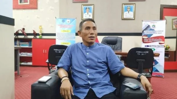 Plt. Kepala Dinas Perumahan, Kawasan Permukiman dan Pertanahan (Perkimtan) Sulbar, Maddareski Salatin (Dok : Ist).