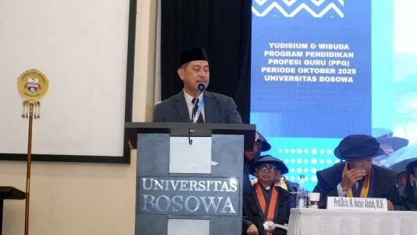 Ketua LLDIKTI Wilayah IX  Drs. Andi Lukman. Dok. Ist