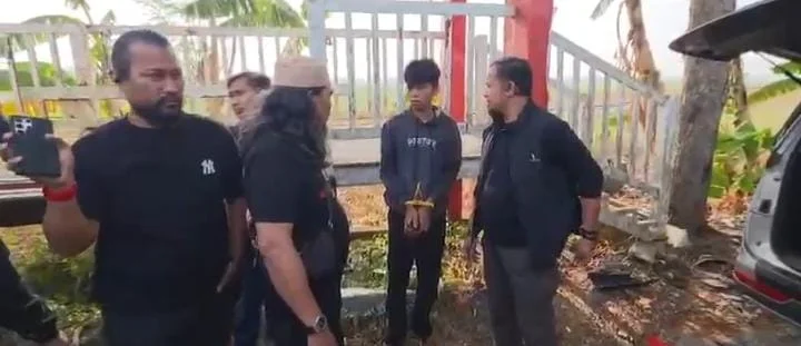 Tim gabungan Jatanras Polrestabes Makassar dan Resmob Polda Sulsel mengamankan dua pria yang diduga terlibat penikaman mahasiswa asal Bone hingga meninggal dunia.