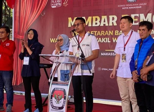 Konferensi pers paslon Seto-Rezki usai mendaftar di KPU Makassar (Dok: Atri KabarMakassar)