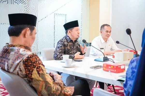 Kanwil Kemenag Sulsel saat bertemu dengan Direktur Pesantren Kementerian Agama (Dok : Ist).