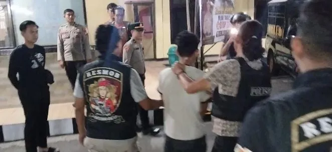 Terduga pelaku penikaman terhadap istrinya di Kabupaten Takalar diamankan polisi (Dok: Ist)