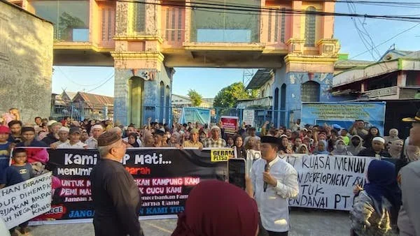 Suasana Aksi Demo Warga Terakhir PSEL Makassar di lokasi PSEL di Tamalanrea (Dok: KabarMakassar).