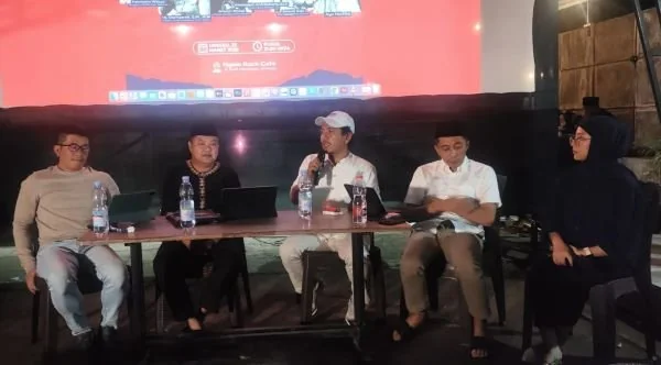 Kadis Kominfo Sulbar saat menghadiri sinema ramadhan yang di inisiasi Pitu sinema dan malaqbi institut (Dok : Ist)