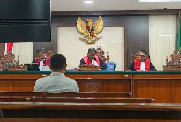 eks ketua koni Makassar, saat jalani sidang vonis di PN Makassar (Dok: Ist)