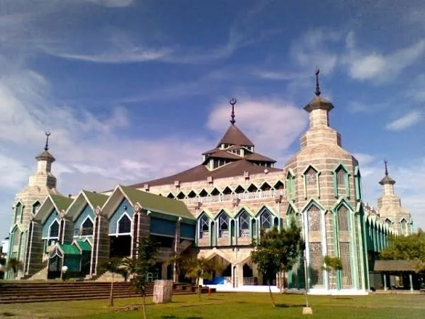 Masjid Al-Markaz Makassar (Dok : Int).