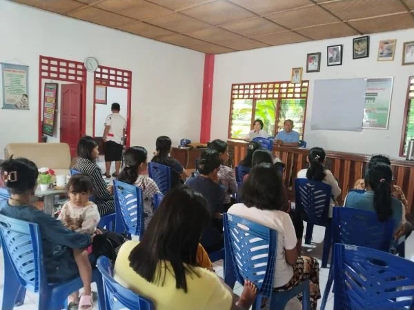 BKKBN Torut saat menggelar sosialisasi untuk mencegah stunting (Dok : Jerni KabarMakassar).