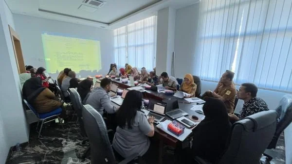 Rapat harmonisasi empat rancangan produk hukum daerah Kabupaten Sinjai (Dok : ist).