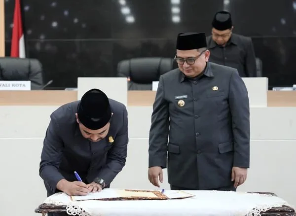 Penandatanganan Kesepakatan Ranperda Pelestarian Cagar Budaya (Dok: Ist).