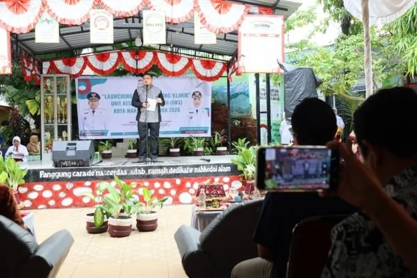Wali Kota Makassar, Munafri Arifuddin saat Meresmikan Unit Kesehatan Sekolah (UKS) Salewangeeng UPT SPF SD Inpres Perumnas Antang III, (Dok: Ist).