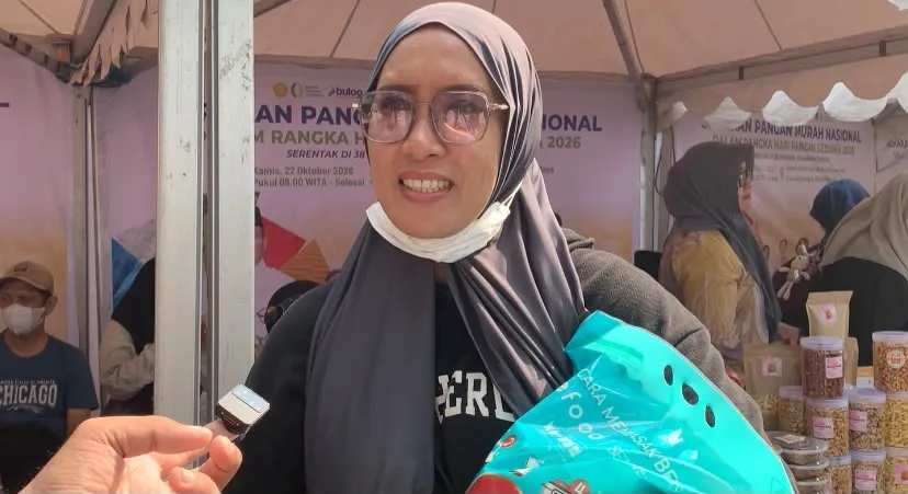 Salah satu warga, Hera yang ditemui di pelaksanaan GPM serentak Bapanas di Kota Makassar (Dok: Syamsi KabarMakassar)