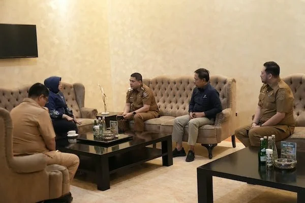 Wali Kota Makassar Munafri Arifuddin saat Bertemu dengan BPS (Dok: Ist).