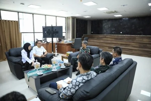 Sekretaris Daerah (Sekda) Kota Makassar Andi Zulkifly, Bertemu BPKP Sulsel, (Dok: Ist).