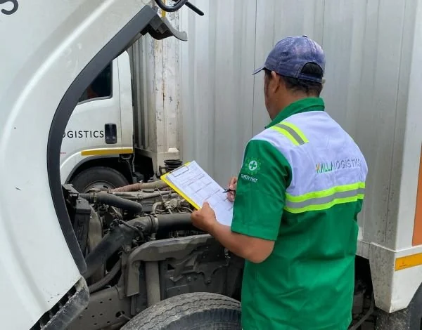 Utamakan Keselamatan, Kalla Logistics Terapkan SOP Transporter yang Ketat