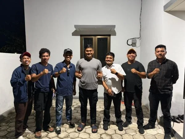 Komandan Lanal Mamuju Letkol Laut (P) Gigih Aptya Anggara saat bertemu dengan sejumlah Jurnalis di Mamuju (dok:Aldy)