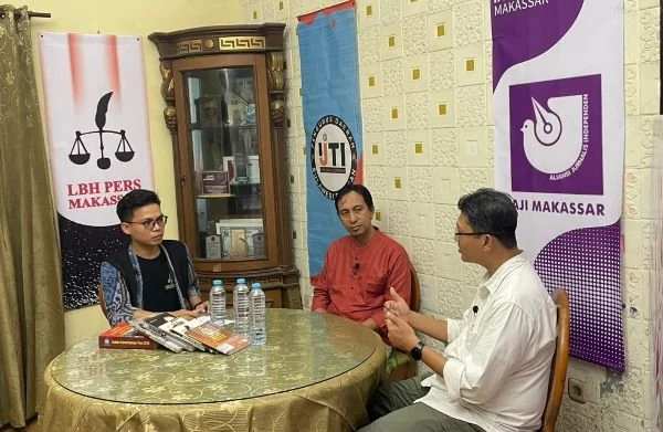Herlambang Wiratraman dalam Podcast KAJ Sulsel. (Dok: Ist)