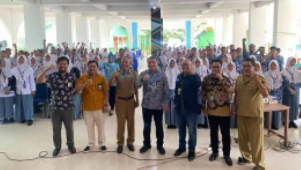 OJK bersama dengan Bank Sulselbar, mengajak para pelajar, untuk dapat memanfaatkan produk Simpanan Pelajar (Dok : Ist).