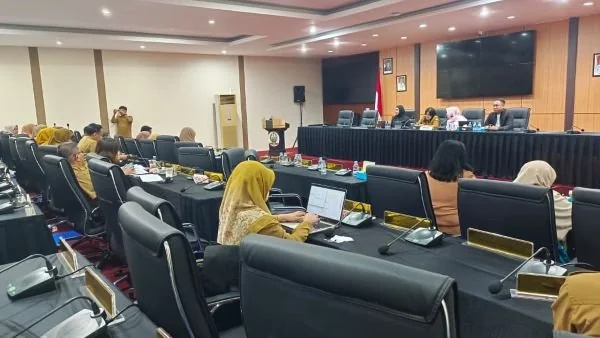 Rapat Komisi E DPRD Sulsel (Dok: KabarMakassar).